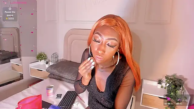 Anamonrroe online show from 09.18.25