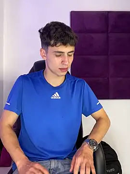 AdrianRinaldi online show from 09.18.25