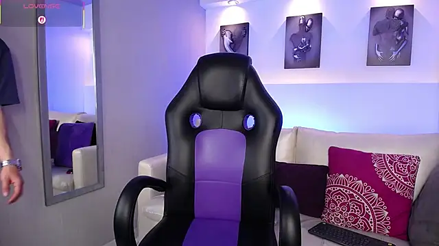 AdrianRinaldi online show from 09.19.25