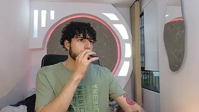 Rafael Mendezz online show from 10.22.25