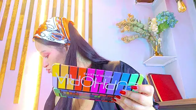 Snapshot of Jennifer_Vega1 chatting on 11.24.25 Jennifer Vega1 online show from 11.24.25