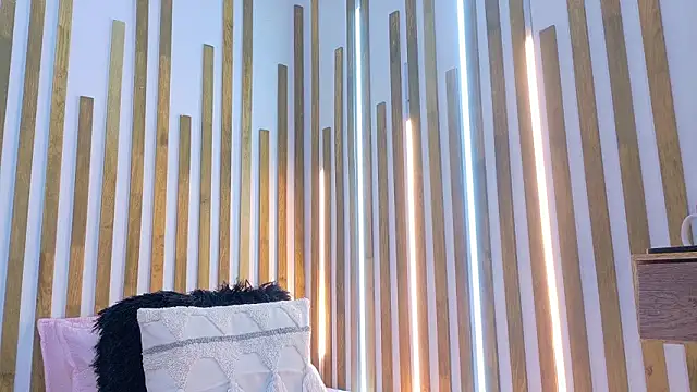 Jennifer Vega1 online show from 02.26.26