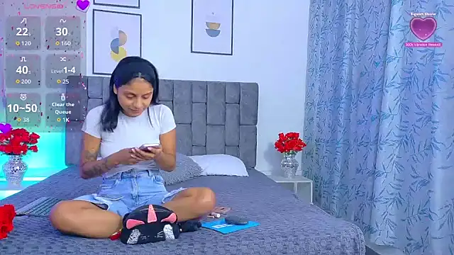 Snapshot of Soffia_Konig_ chatting on 07.17.26 Soffia Konig online show from 07.17.26