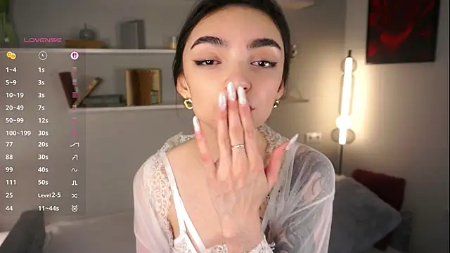 Snapshot of Morena_Dolce chatting on 10.06.25 Morena Dolce online show from 10.06.25