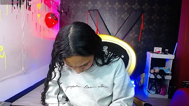 Sweettpleasure online show from 09.30.25