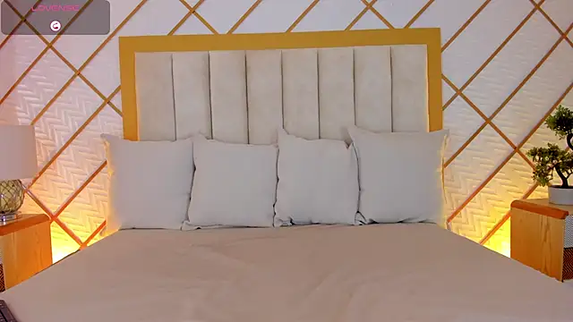 cocoamore online show from 02.03.26