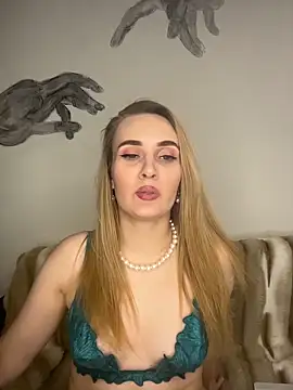 KiraBerht online show from 03.30.26