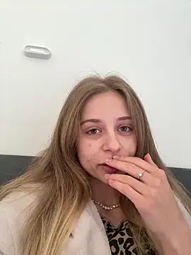 BabyAnais online show from 04.21.26