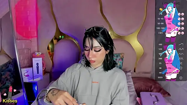 Niina Sissy online show from 03.03.26