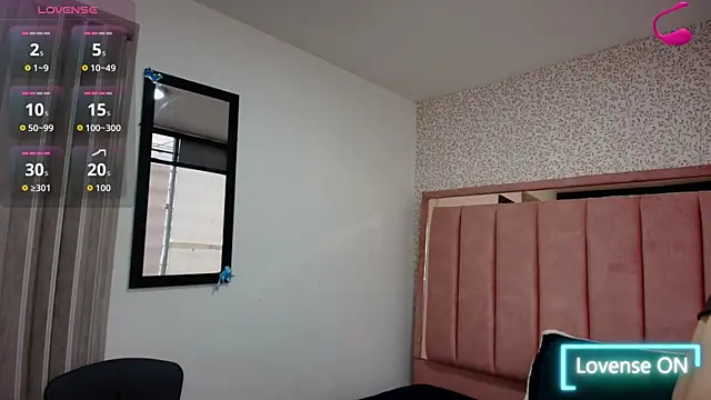 Hanna Lee   online show from 04.21.26