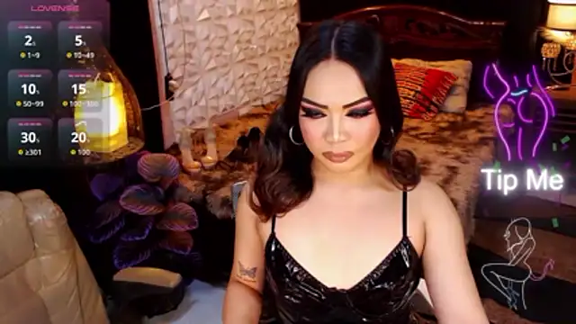 GODDESSHUGECOCKANDREA online show from 05.11.26
