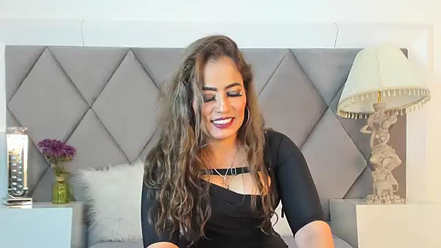 GiadaRizzo online show from 12.21.25