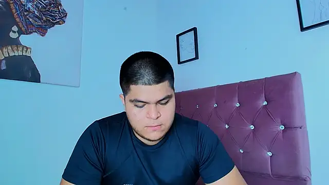 naomi campbel  online show from 02.13.26