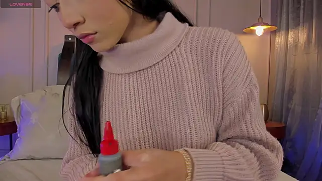 NaishaFord 1 online show from 10.16.25