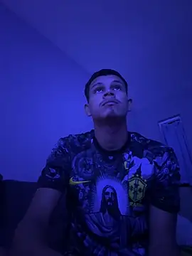 Snapshot of CHARLY-- chatting on 10.31.25 CHARLY-- online show from 10.31.25