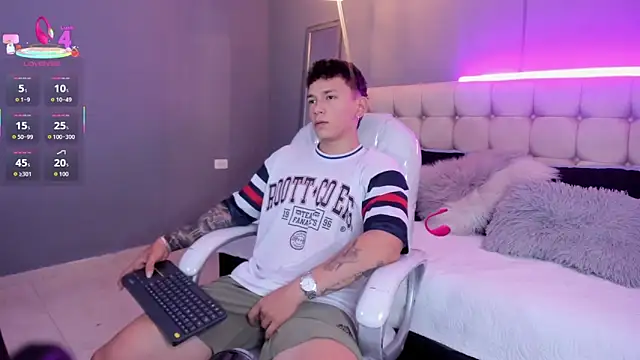 Thomas moon online show from 10.02.25