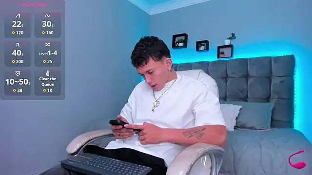 Thomas moon online show from 02.05.26