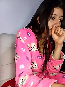 Madow Lu online show from 10.03.25