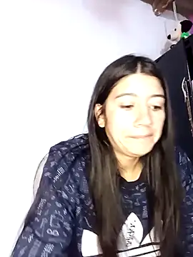 Madow Lu online show from 10.16.25