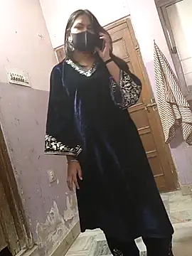 Snapshot of sanu_07 chatting on 12.20.25 sanu 07 online show from 12.20.25