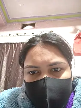 Snapshot of sanu_07 chatting on 12.22.25 sanu 07 online show from 12.22.25