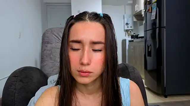 Snapshot of Adhara_Kitten chatting on 05.20.26 Adhara Kitten online show from 05.20.26