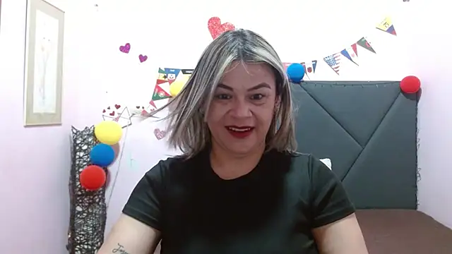 Snapshot of pamela_echeverria chatting on 07.11.26 pamela echeverria online show from 07.11.26