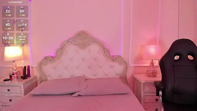 AmyBlackwood online show from 10.07.25