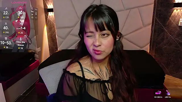 sophiaa 7 online show from 10.23.25