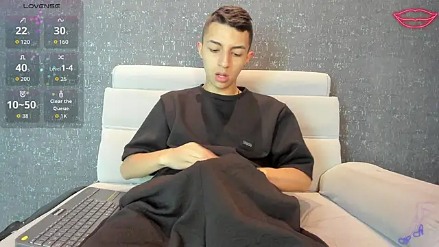 NickandAbby  online show from 10.14.25