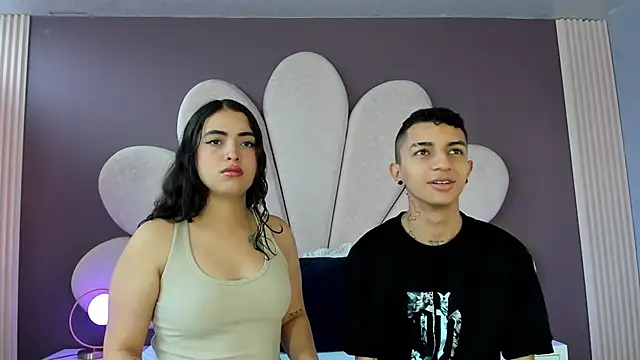 NickandAbby  online show from 11.09.25