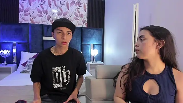 NickandAbby  online show from 03.26.26