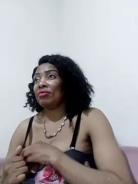 SEXYMOANSXX online show from 10.04.25