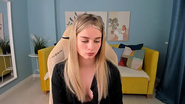 SweetyLicky online show from 09.30.25