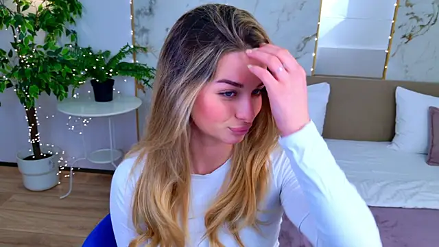 SweetyLicky online show from 04.18.26