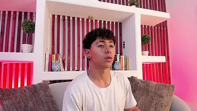 Snapshot of Troy_dalton chatting on 09.23.25 Troy dalton online show from 09.23.25