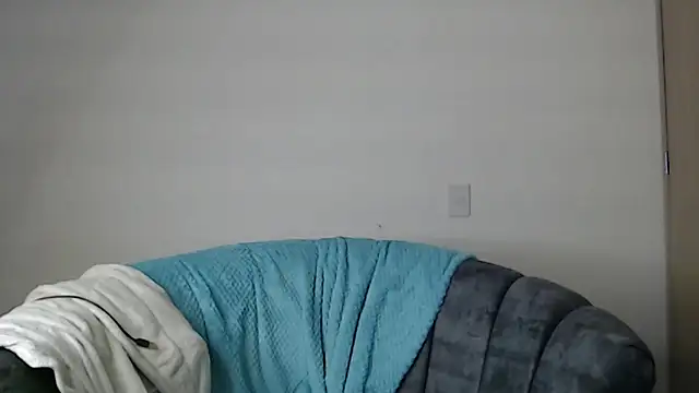 Snapshot of -Ivonny chatting on 09.30.25 -Ivonny online show from 09.30.25