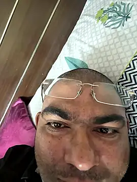 Snapshot of TELUGU-HYDDICK4u chatting on 01.12.26 TELUGU-HYDDICK4u online show from 01.12.26