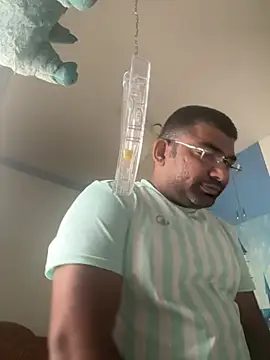 Snapshot of TELUGU-HYDDICK4u chatting on 02.05.26 TELUGU-HYDDICK4u online show from 02.05.26