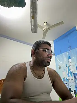 Snapshot of TELUGU-HYDDICK4u chatting on 02.20.26 TELUGU-HYDDICK4u online show from 02.20.26