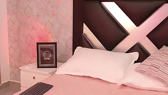 CataRicci online show from 04.21.26