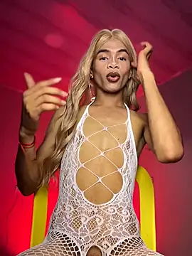 Katy bratz  online show from 03.03.26