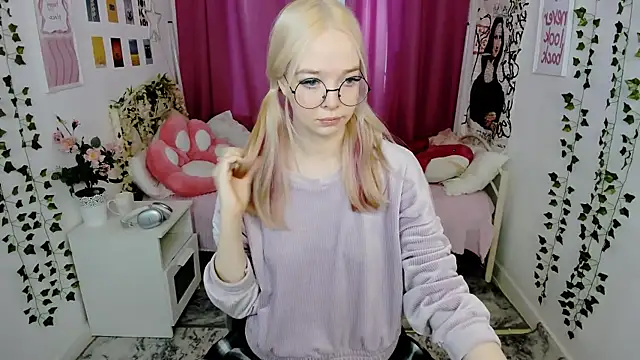 BellaMontgomery online show from 03.20.26