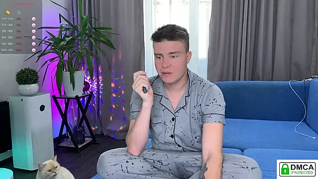 holy eggs 02 online show from 09.17.25