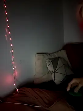 Snapshot of iamlalamilano chatting on 03.01.26 iamlalamilano online show from 03.01.26