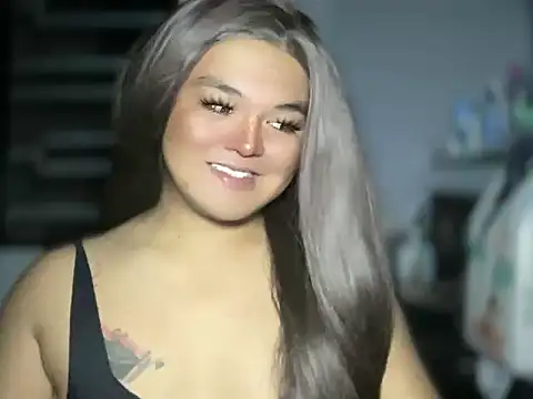 Snapshot of Holygoddessanitaxx chatting on 11.02.25 Holygoddessanitaxx online show from 11.02.25