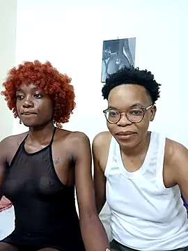 Miss-Hennessy online show from 03.21.26