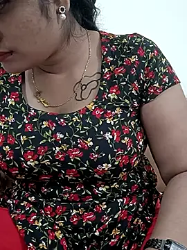 Snapshot of Disha-sexy chatting on 10.17.25 Disha-sexy online show from 10.17.25