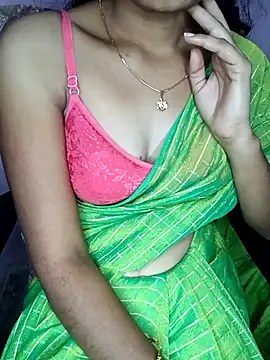 Nidhi lovely online show from 11.29.25