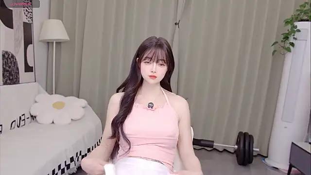 Snapshot of uikyy1 chatting on 05.17.26 uikyy1 online show from 05.17.26